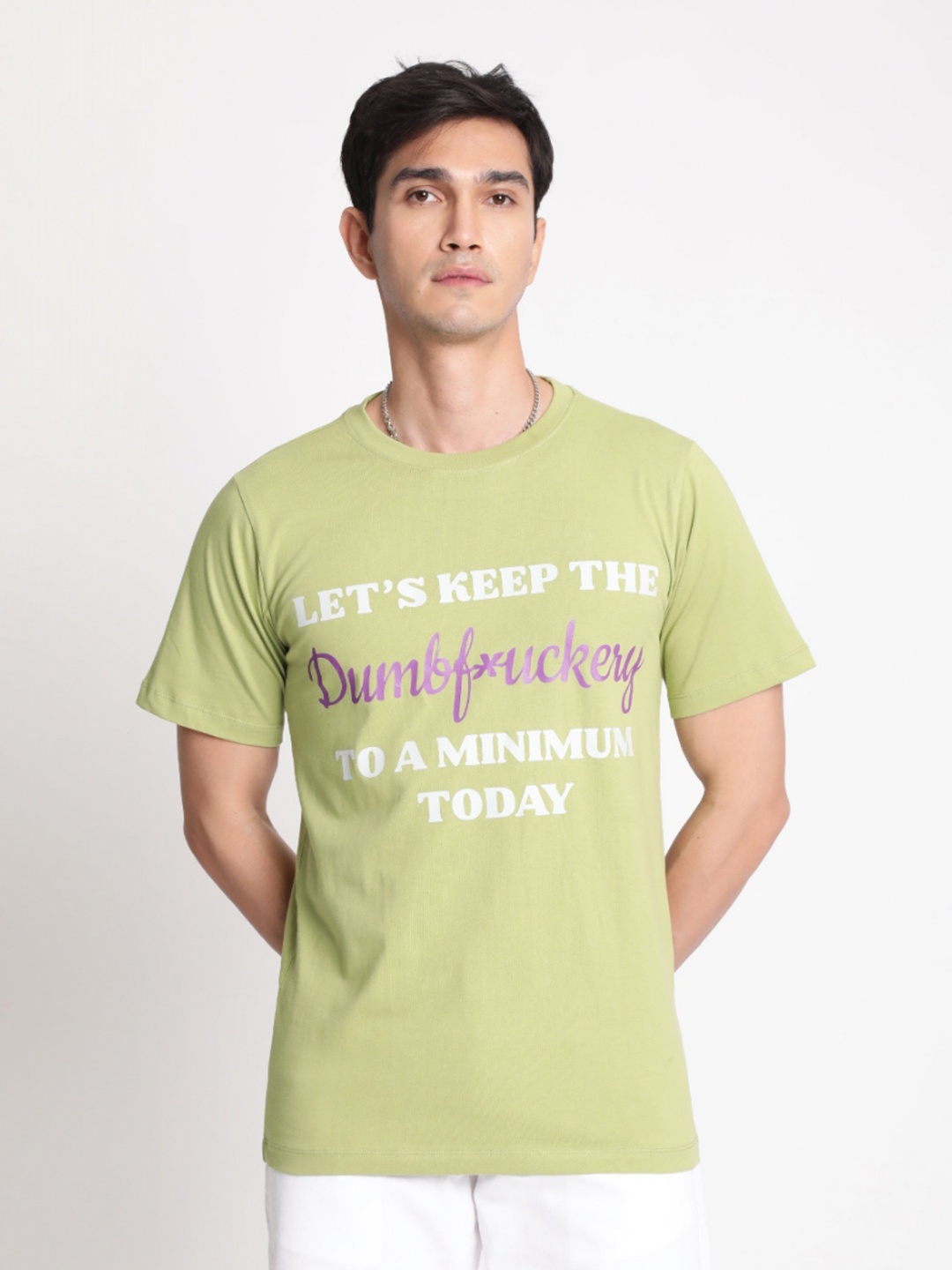

IVOC Men Green Typography Printed T-Dhirt
