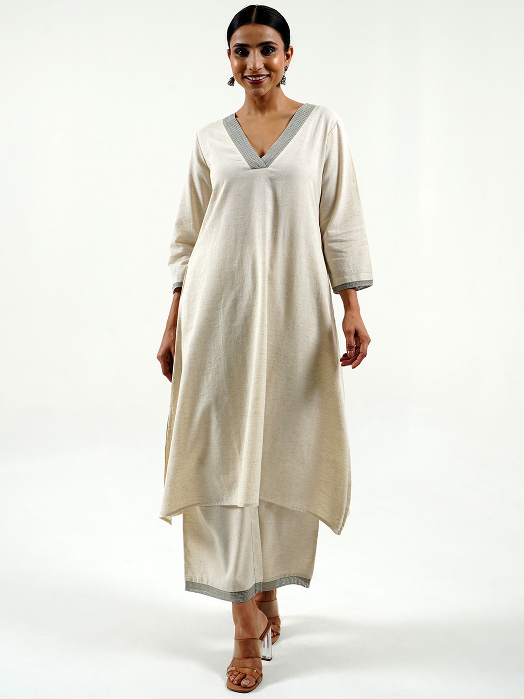 

CYAN Women Regular Kurta with Palazzos, Off white