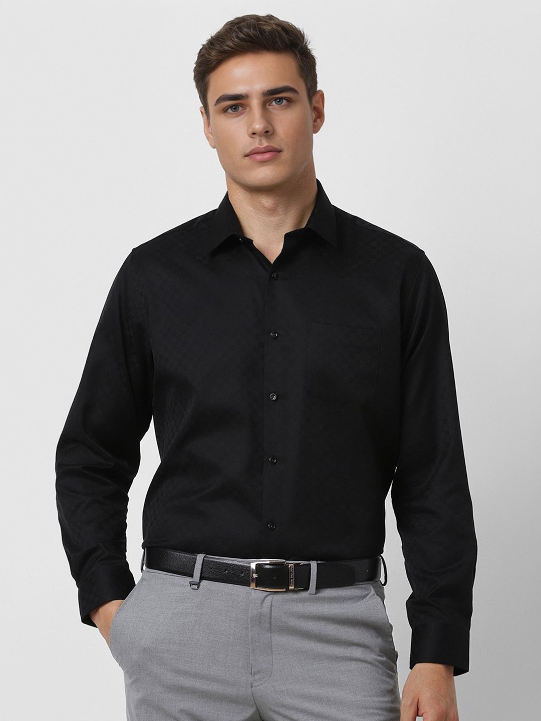

Van Heusen Men Opaque Party Shirt, Black