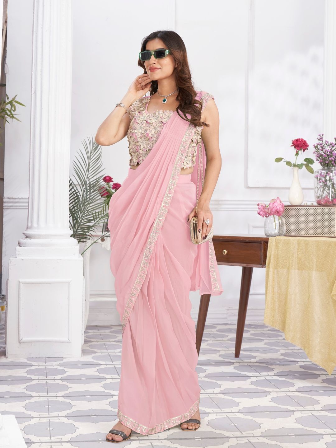 

Suha Embroidered Poly Georgette Saree, Pink