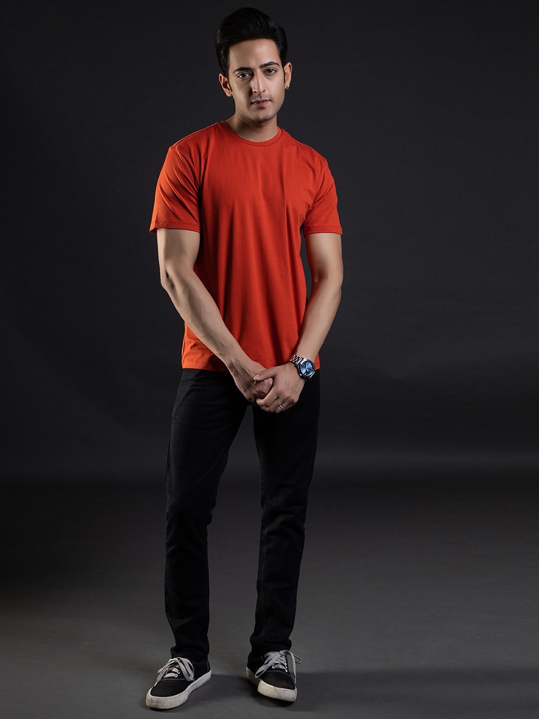 

Ghumakkad Half Sleeve Round Neck Sports T shirt, Rust
