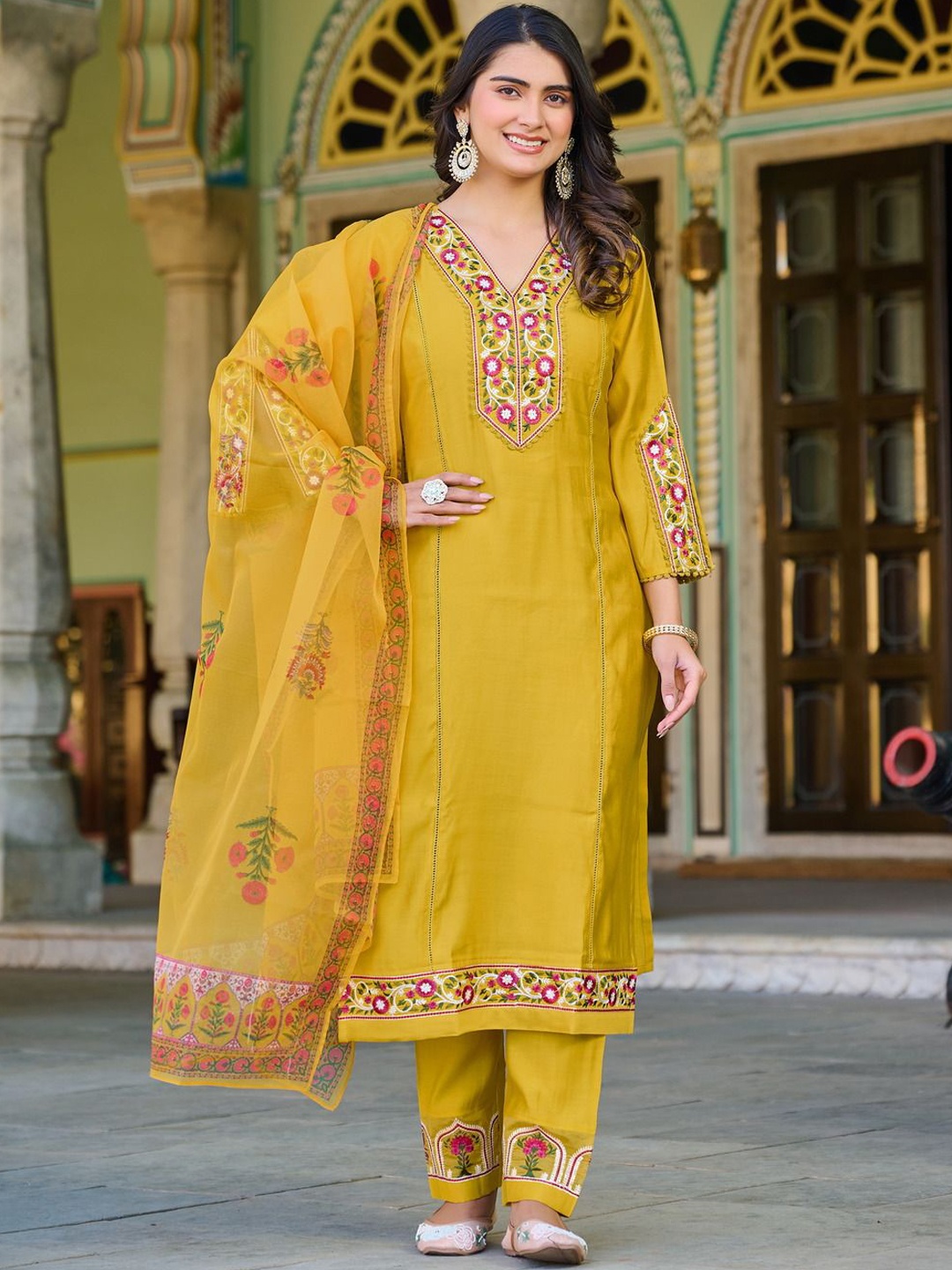 

TWINS LADY Women Ethnic Motifs Embroidered Regular Thread Work Kurta with Trousers & With Dupatta, Mustard