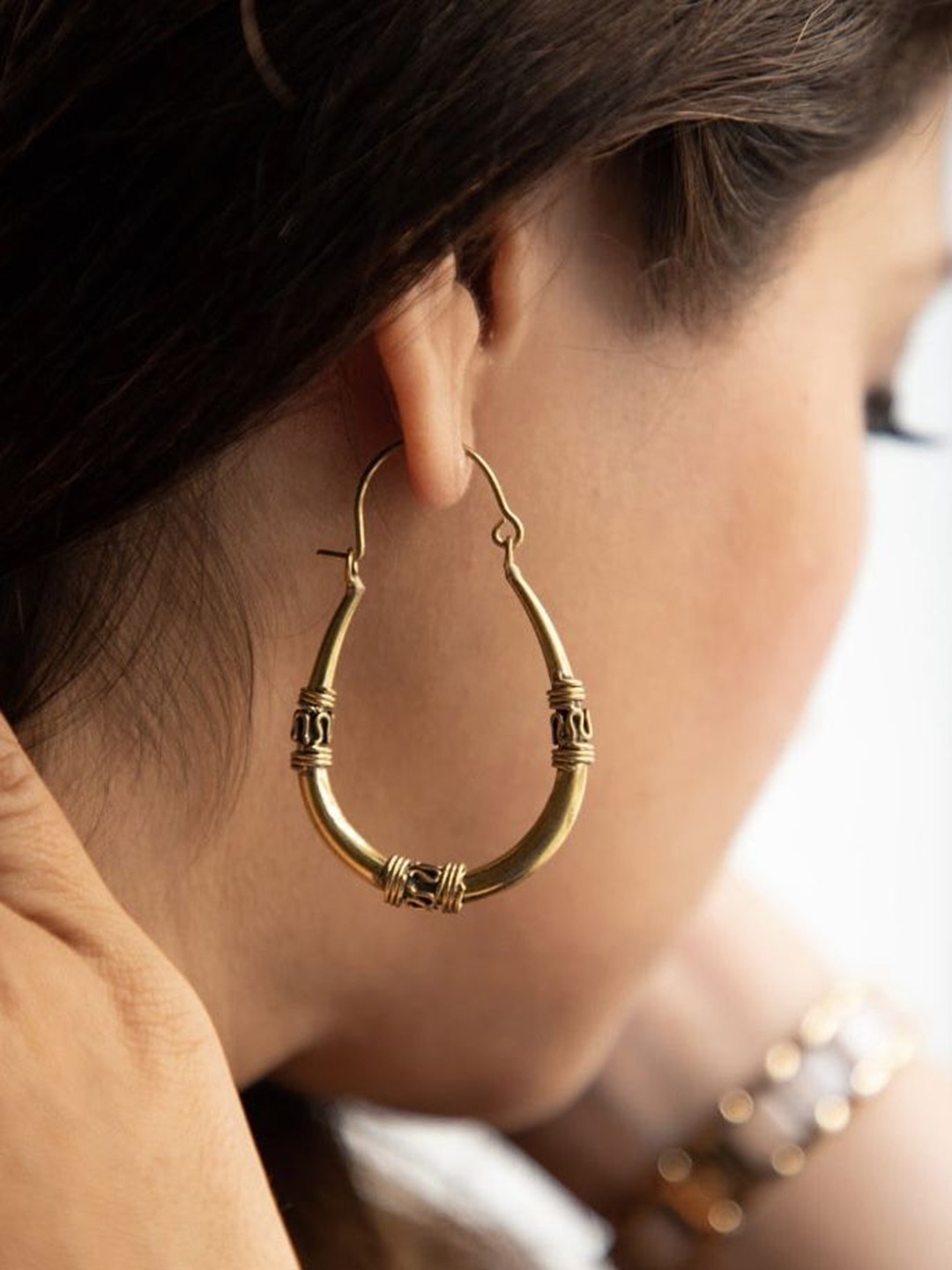 

Soul Works Contemporary Hoop Earrings, Gold