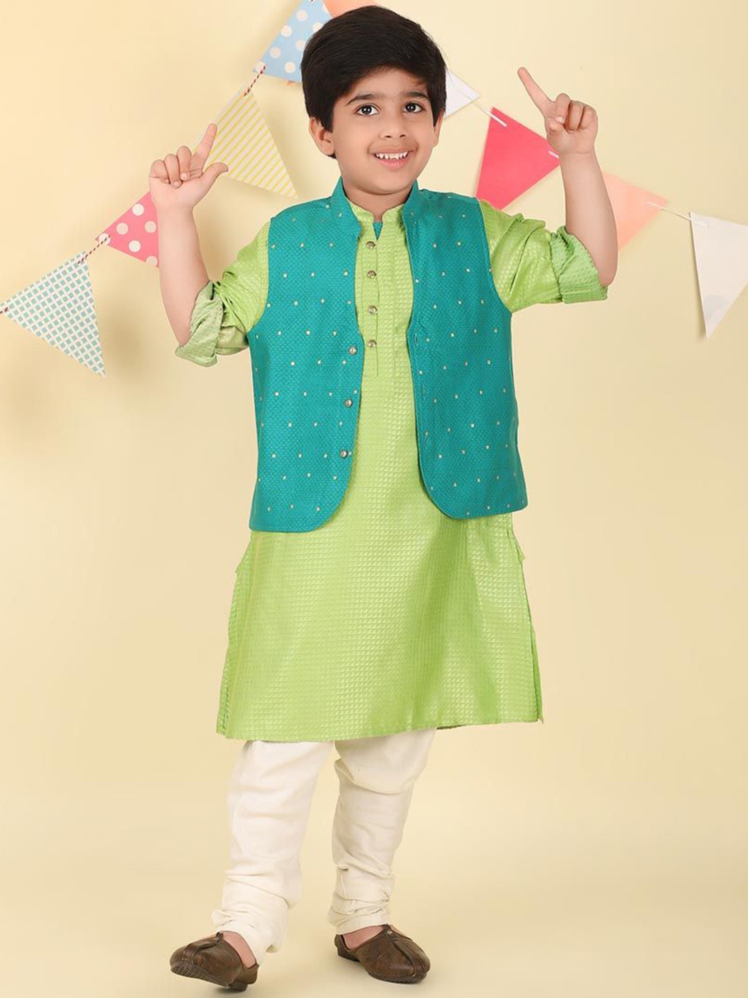 

Fabindia Boys Printed Thread Work Kurta, Teal