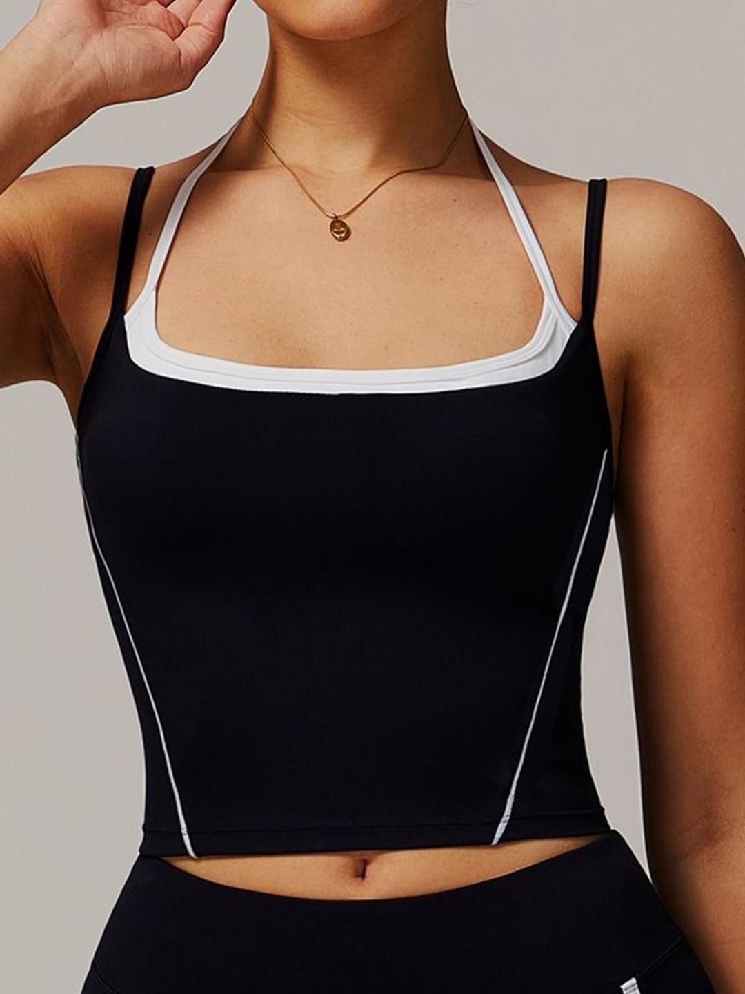 

LULU & SKY Tank Crop Top, Black