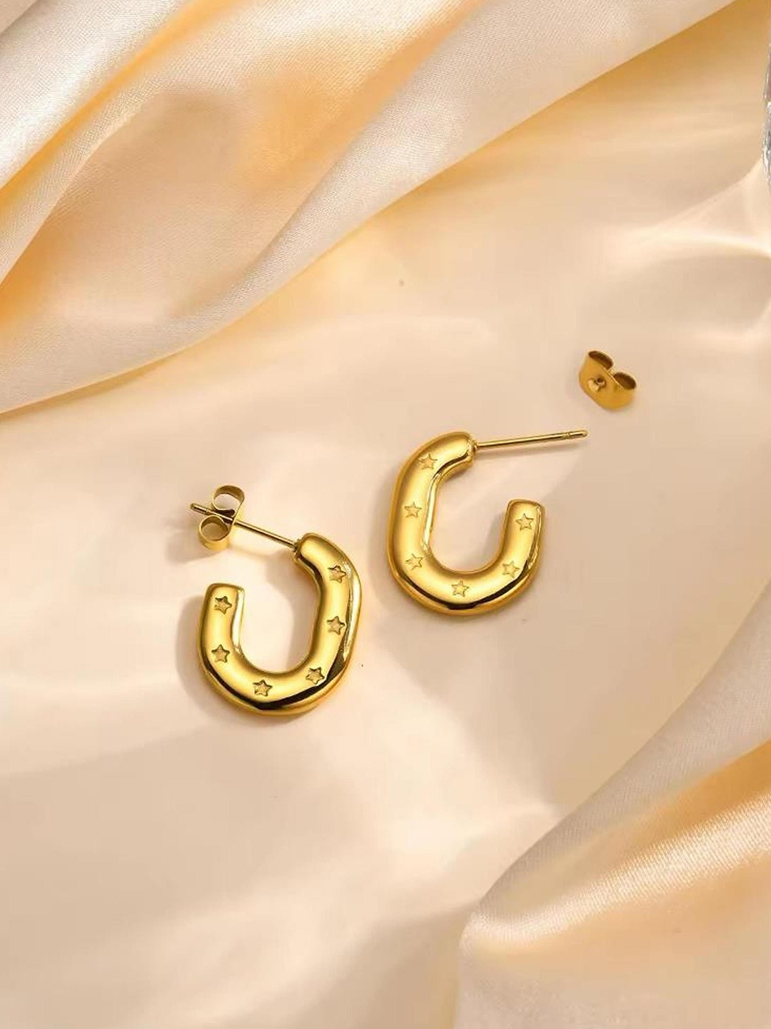 

TANLOOMS Circular Ear Cuff Earrings, Gold