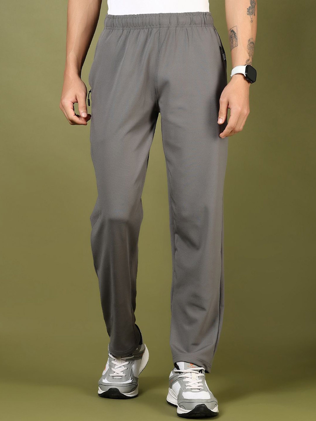 

V-Mart Men Mid Rise Track Pant, Grey
