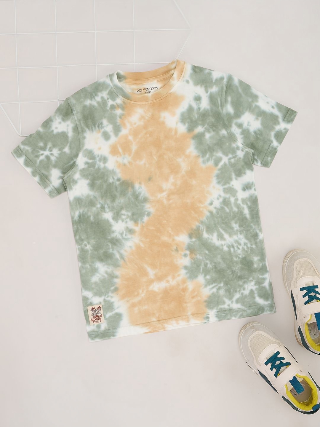 

Pantaloons Junior Boys Raw Edge T-shirt, White