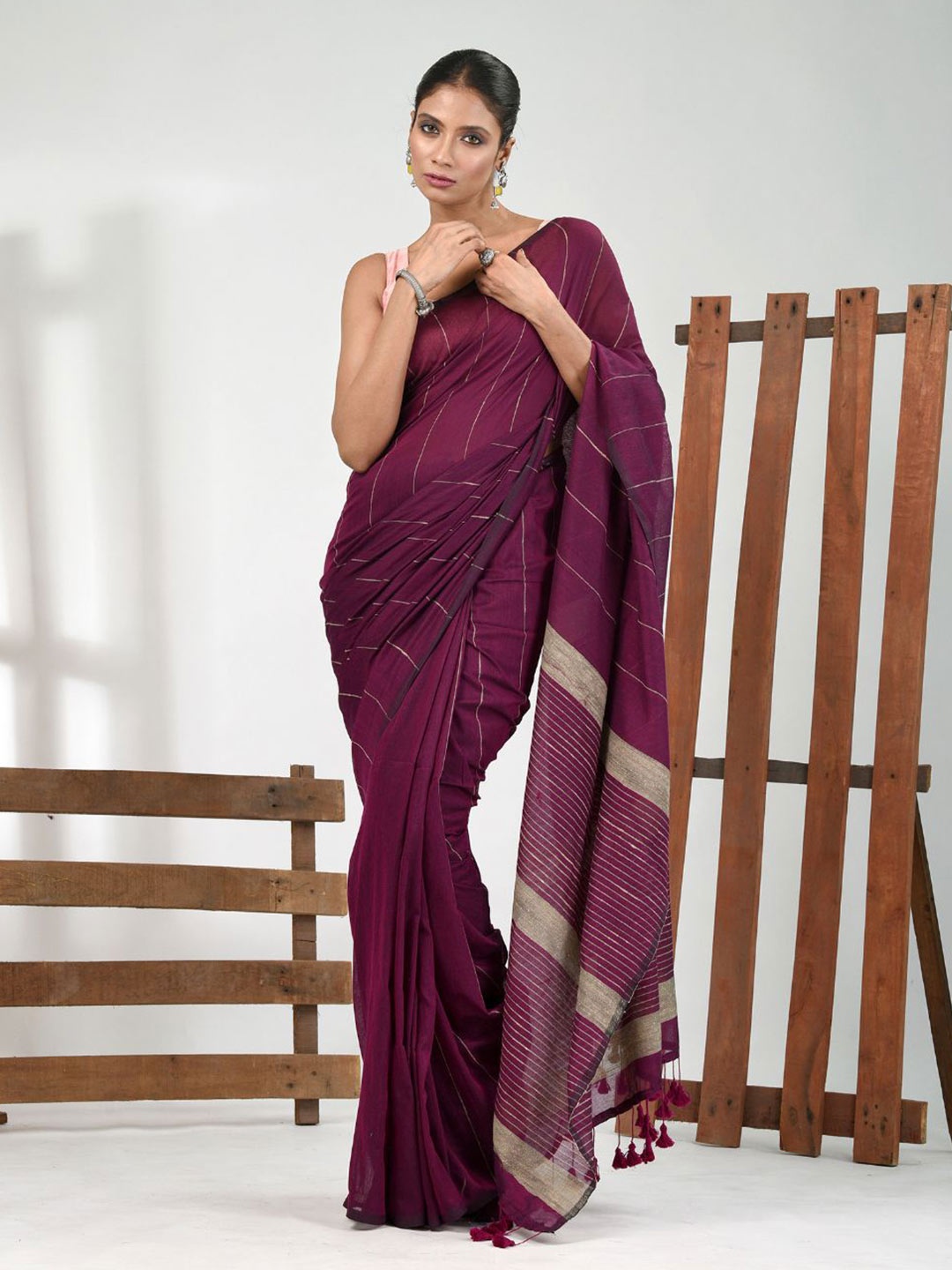 

Charukriti Striped Pure Cotton Saree, Purple