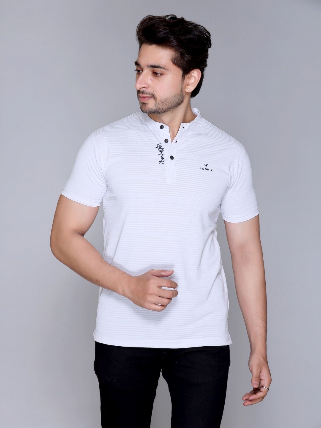 

Yoorix Men Mandarin Collar T-shirt, White