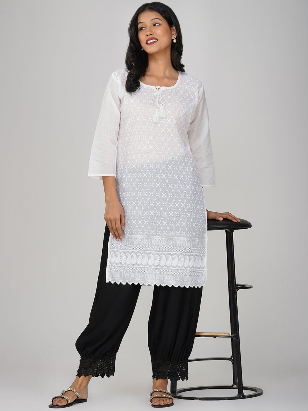 

Charitra Women Ethnic Motifs Flared Sleeves Chikankari Kurta, White