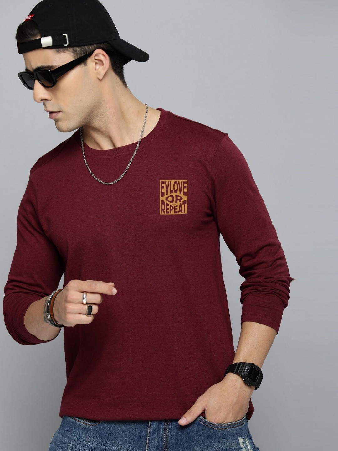 

R.Code by The Roadster Life Co. Men Printed T-shirt, Burgundy