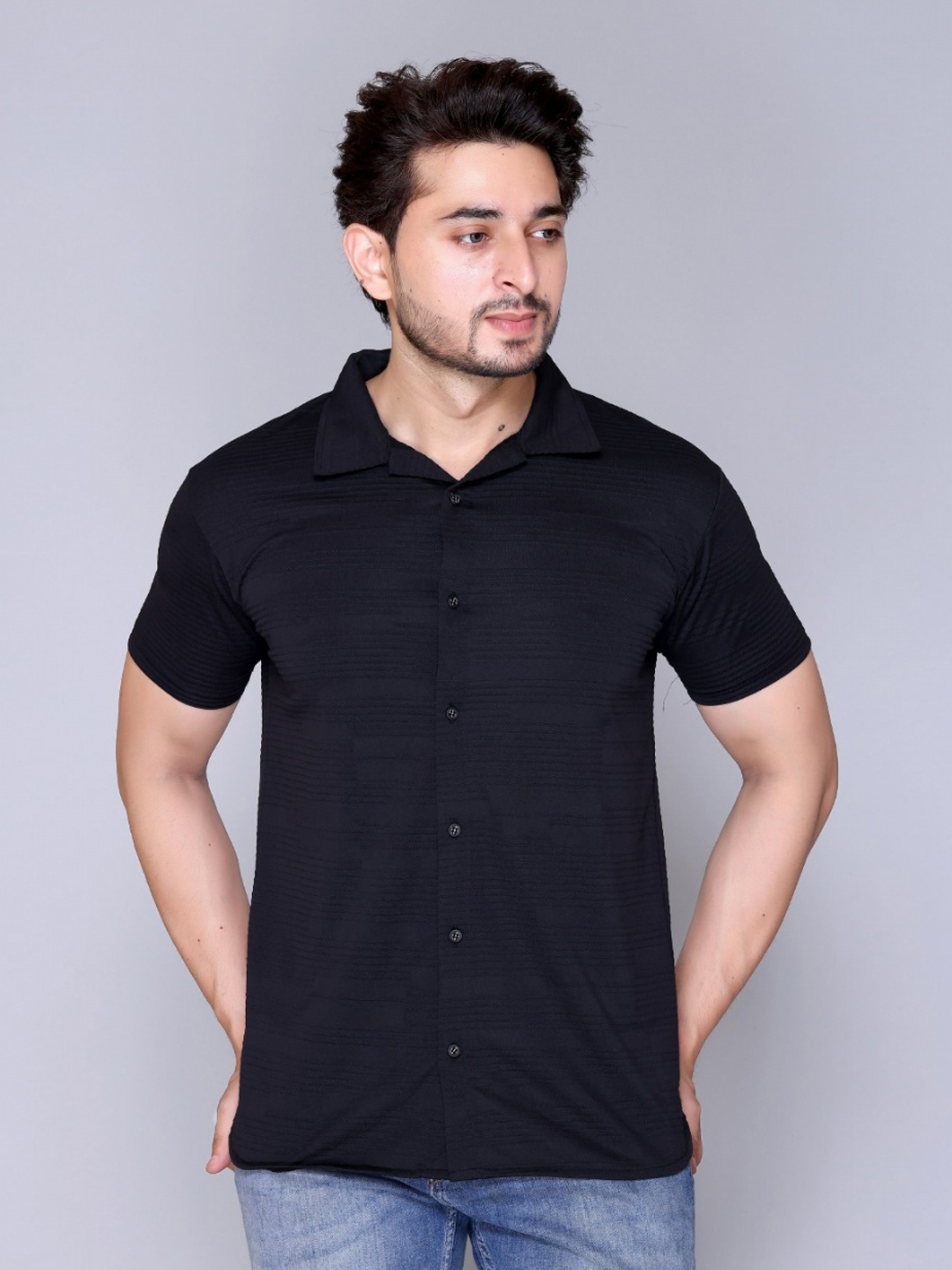 

Yoorix Men Polo Collar T-shirt, Black