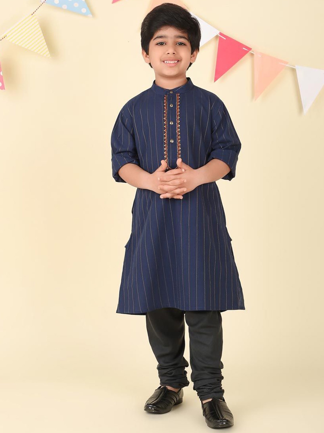 

Fabindia Boys Striped Mirror Work Kurta, Navy blue