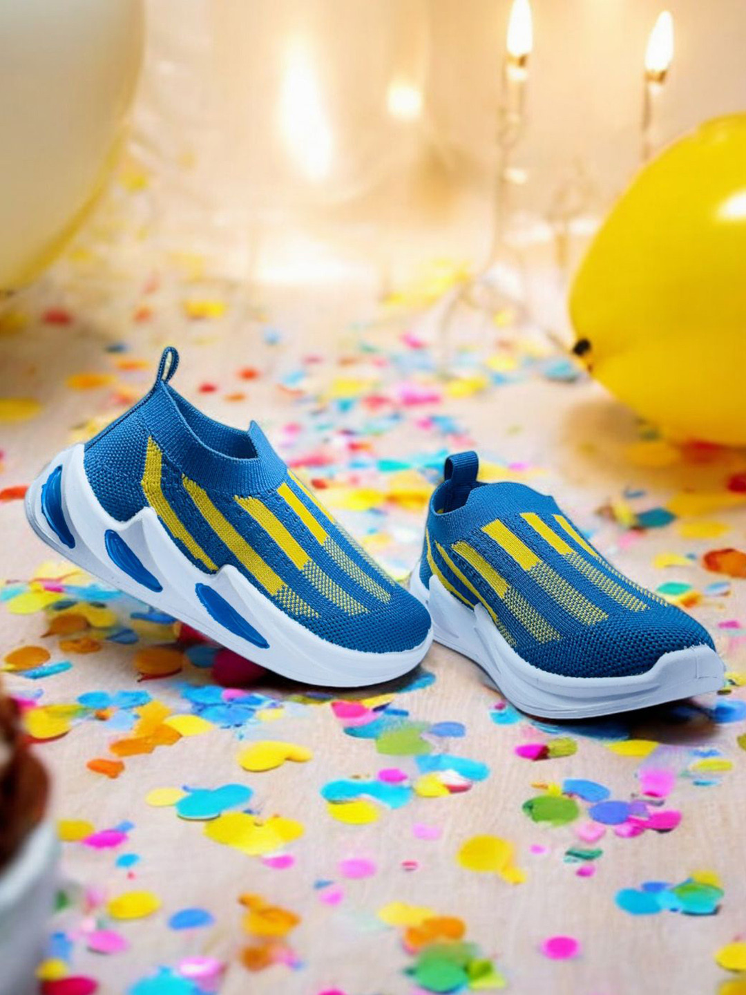 

FABBMATE Unisex Kids Woven Design Slip-On Sneakers, Blue