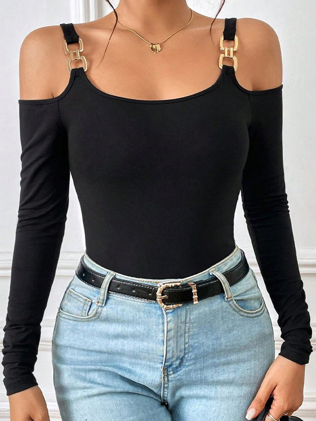 

LULU & SKY Top, Black