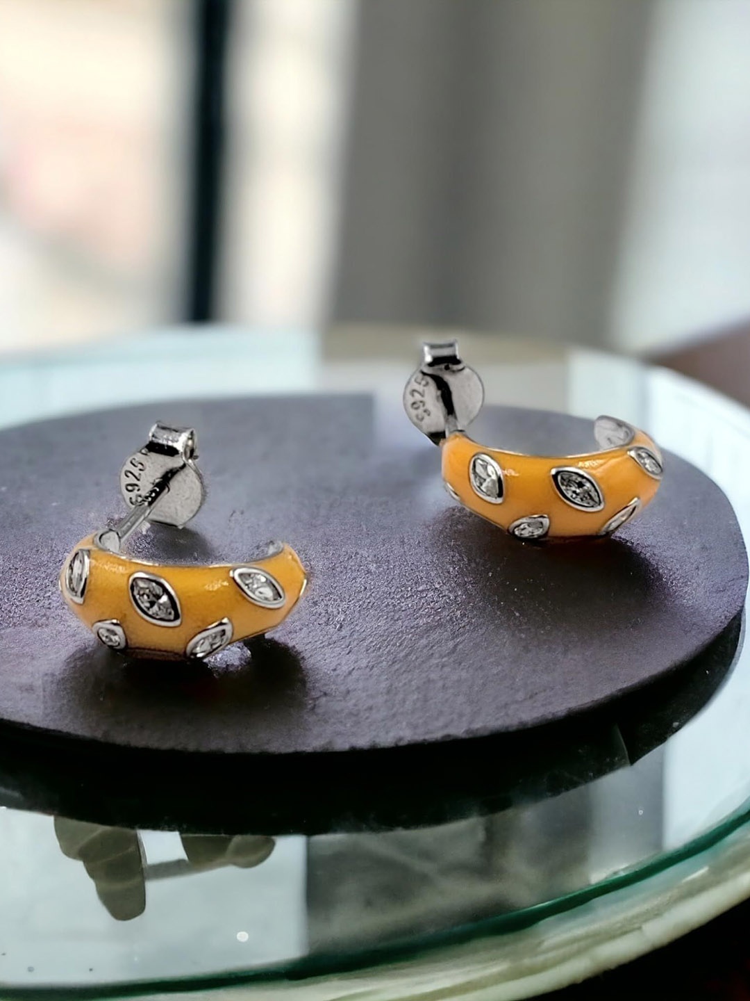 

AMONROO Contemporary Studs Earrings, Orange