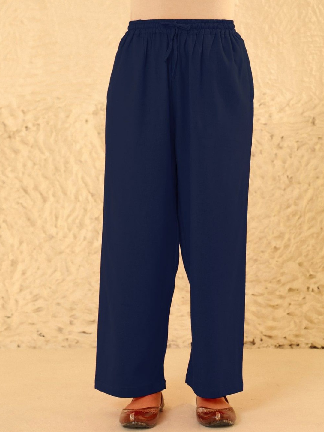

House of Chikankari Women Relaxed Straight Leg Trousers, Navy blue