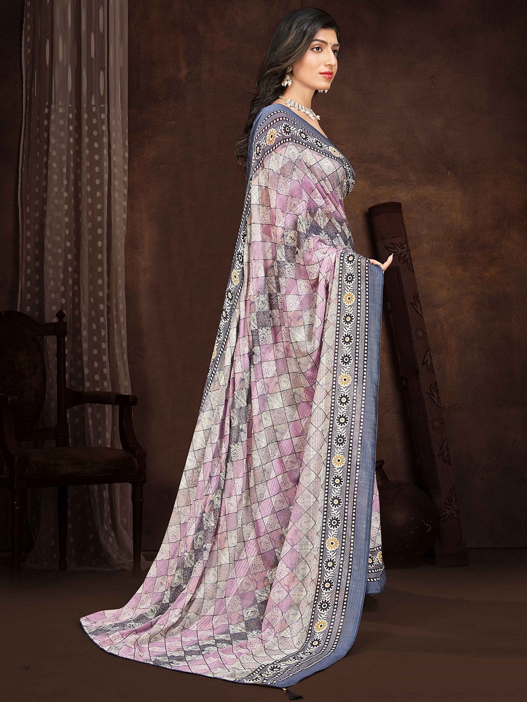 

MAHALASA Pure Georgette Saree, Grey
