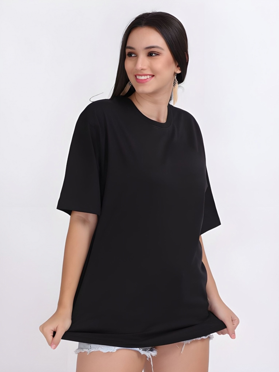 

TRENDSATTIRE Women T-shirt, Black