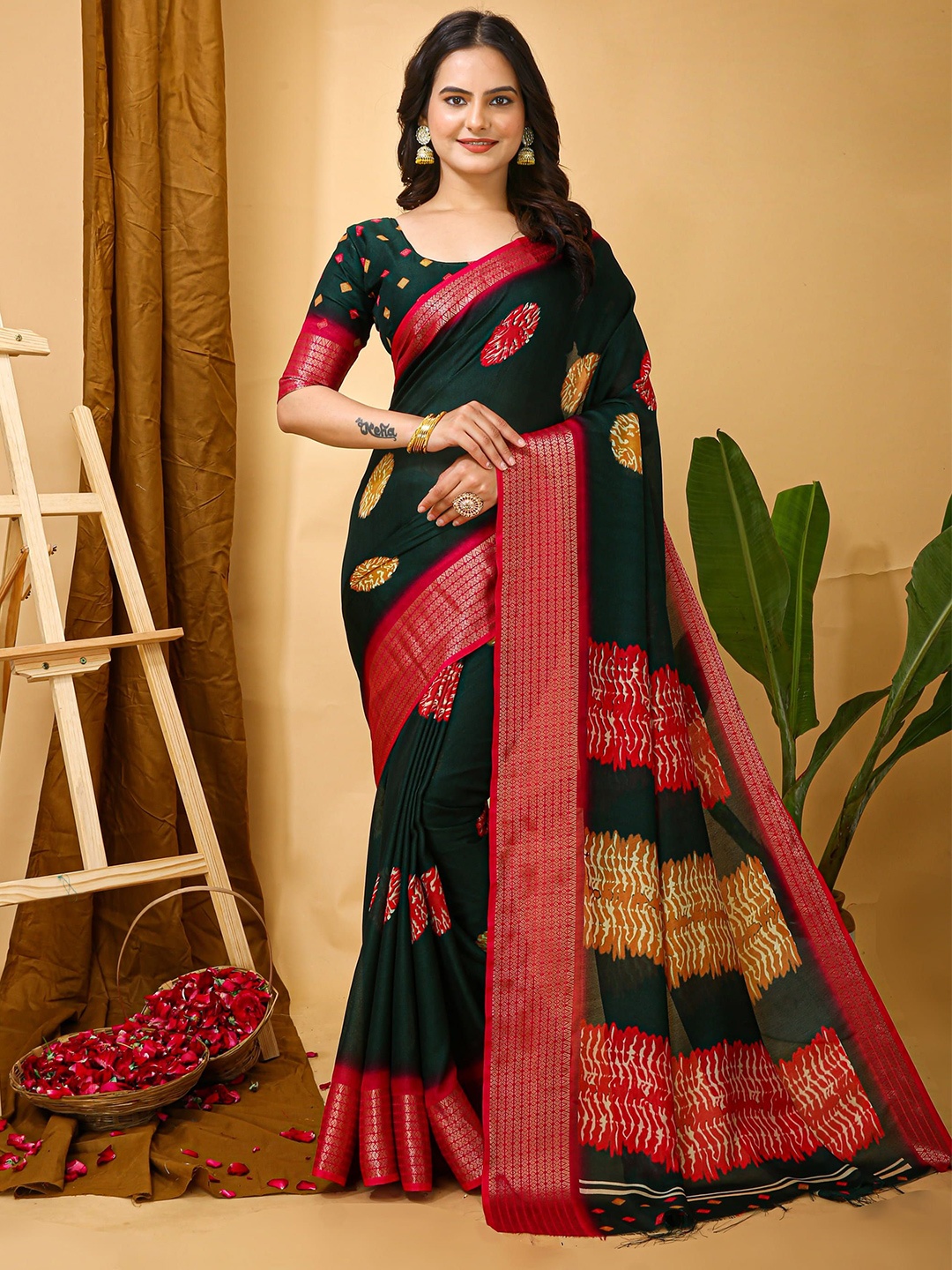 

HERE&NOW Woven Design Zari Silk Cotton Banarasi Saree, Green