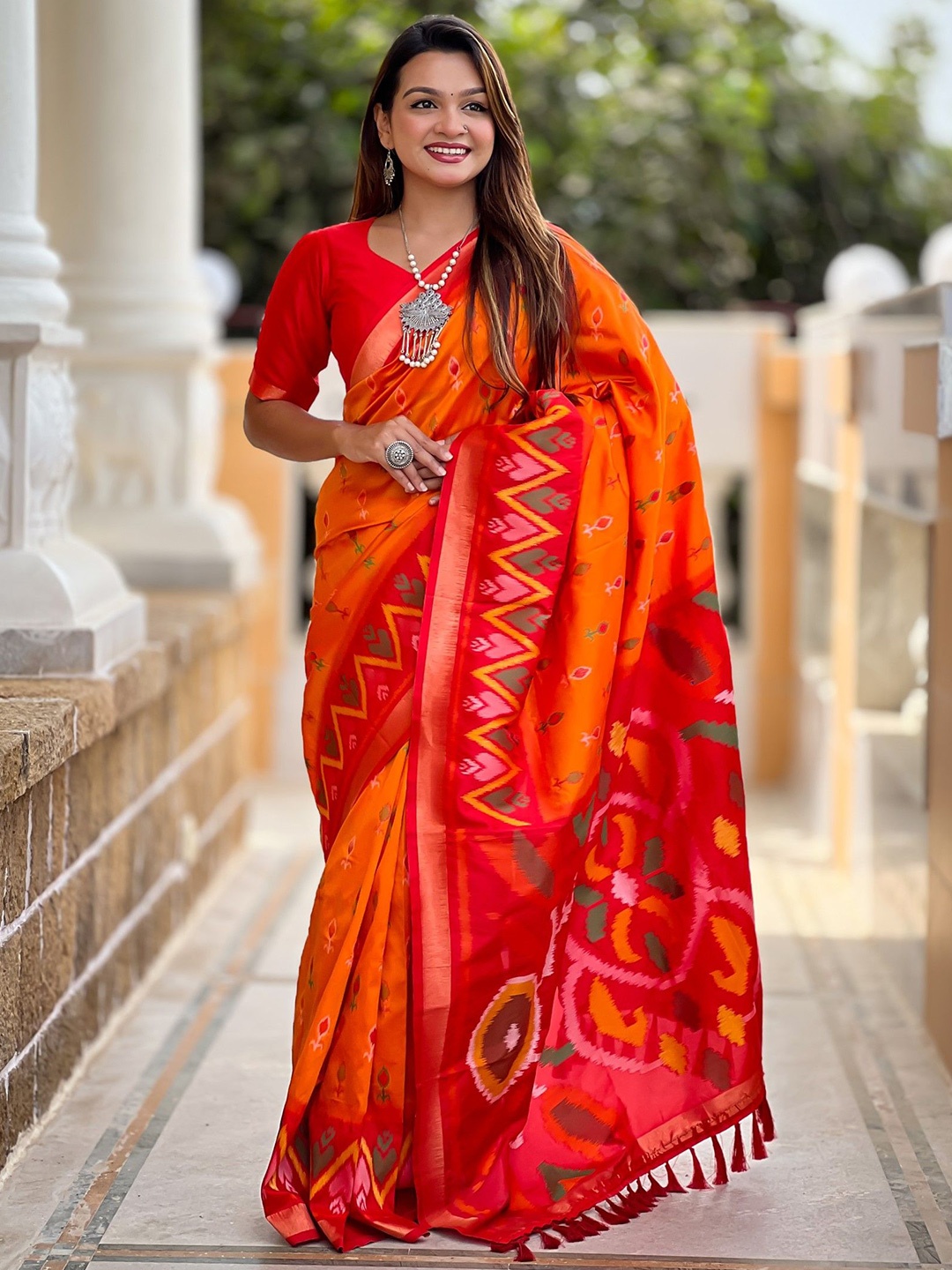 

Mitera Ethnic Motifs Zari Silk Blend Ikat Saree, Orange