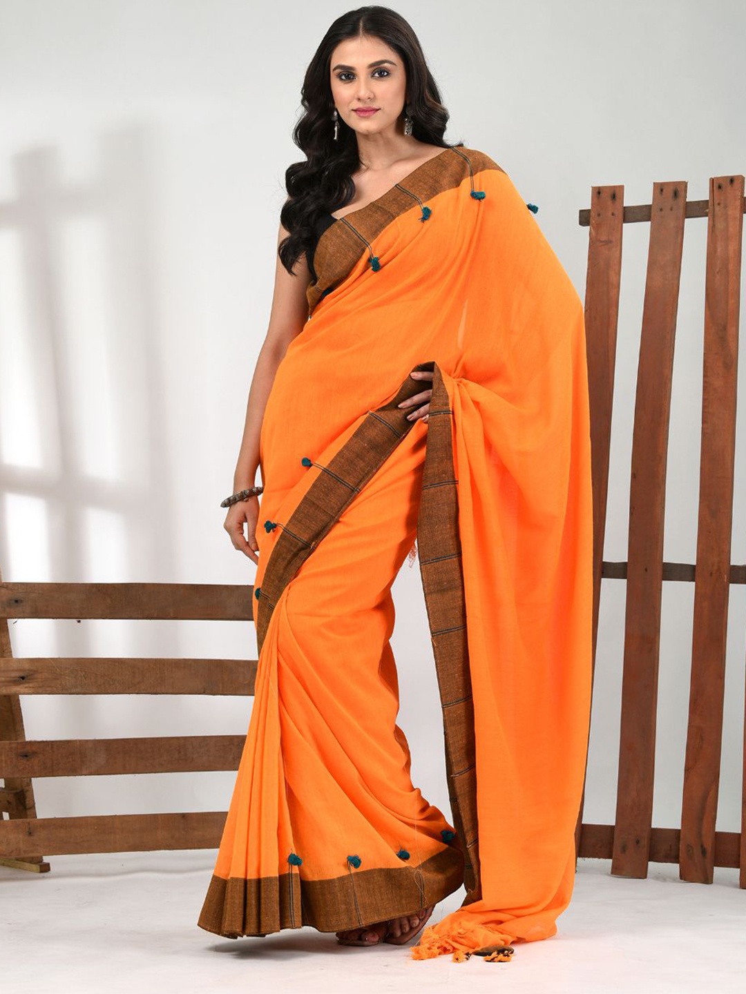 

Charukriti Pure Cotton Saree, Orange