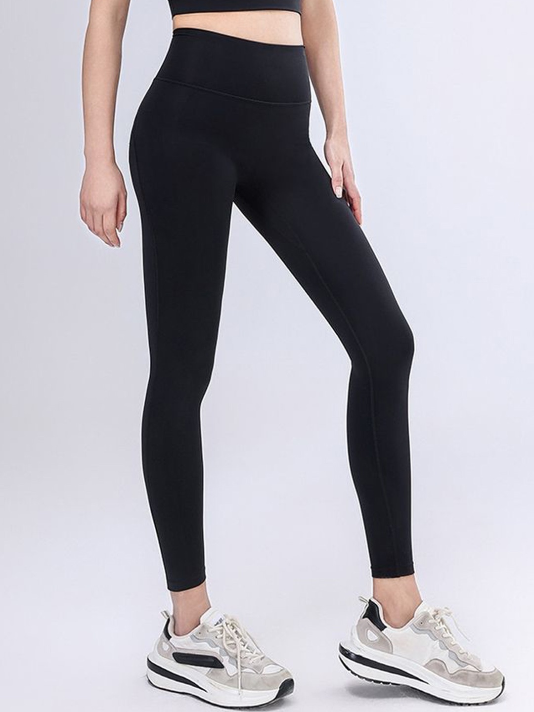 

LULU & SKY High-Waisted Pocket Detail Activewear Tights, Black