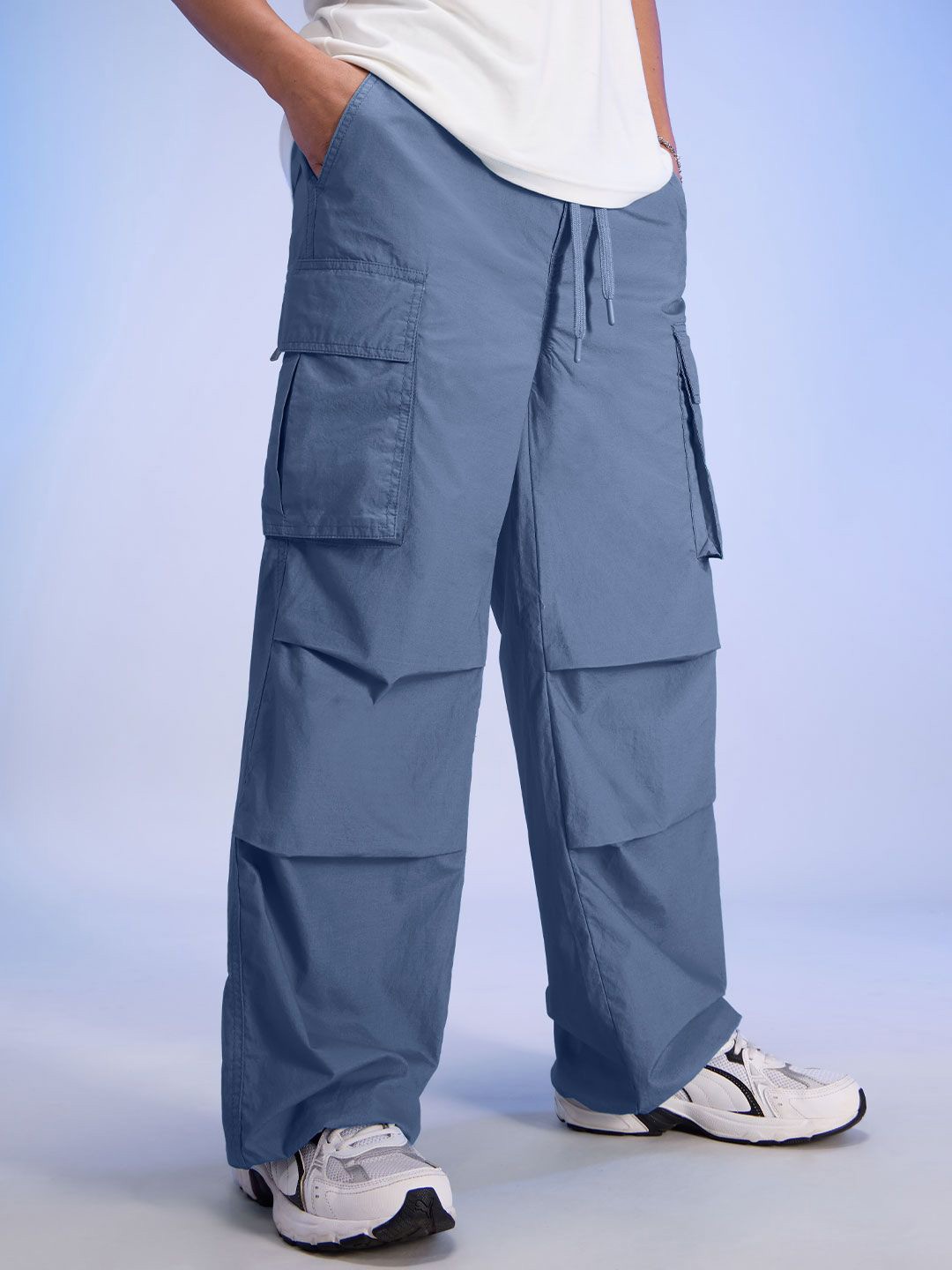 

The Souled Store Men Loose Fit Trousers, Blue