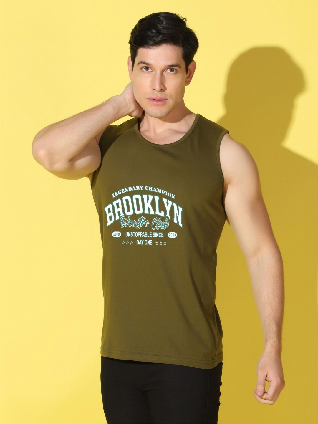 

WOOSTRO Men Typography Printed Raw Edge Slim Fit T-shirt, Olive