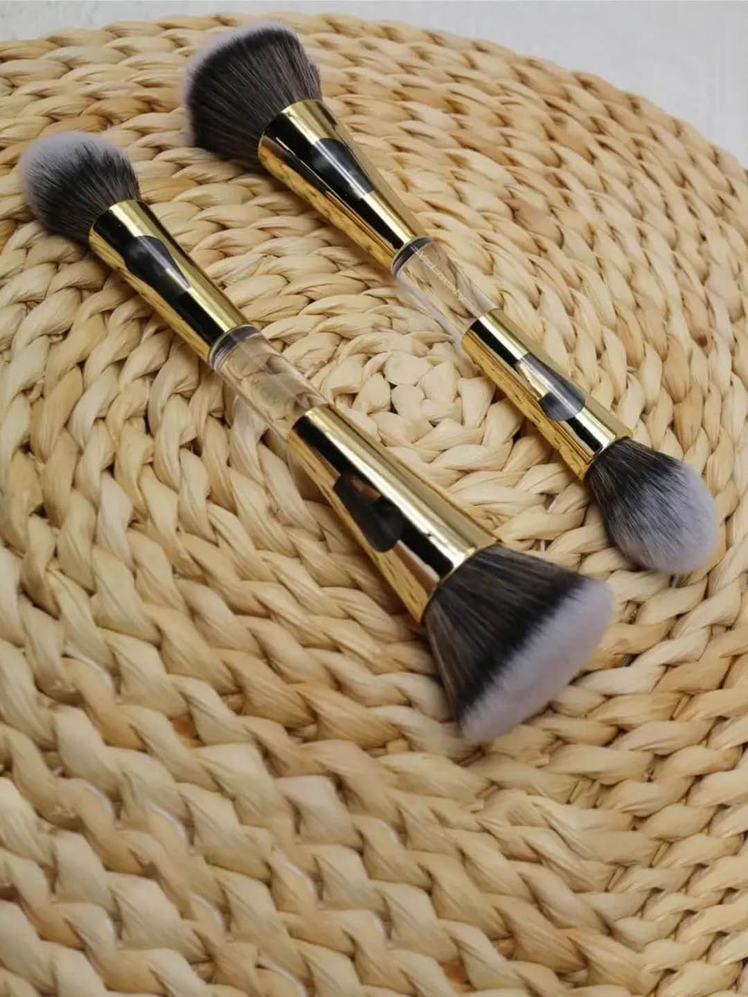 

Facejewel 4in1 Makeup Brush With Mini Heart Puff, Black