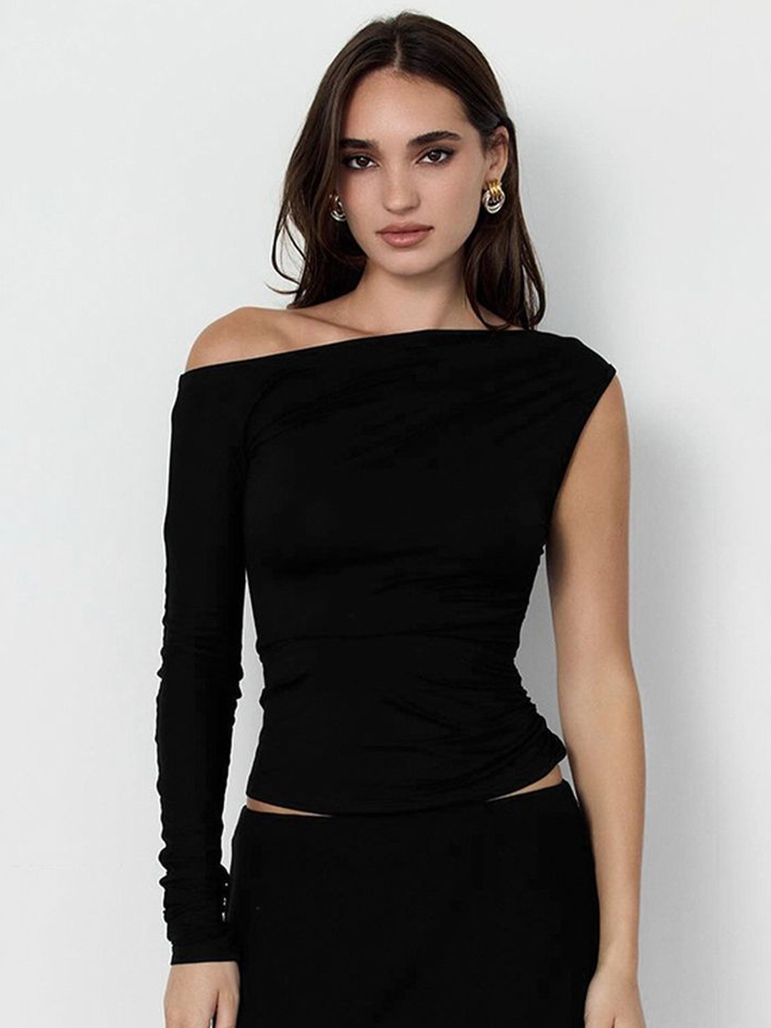 

LULU & SKY Top, Black