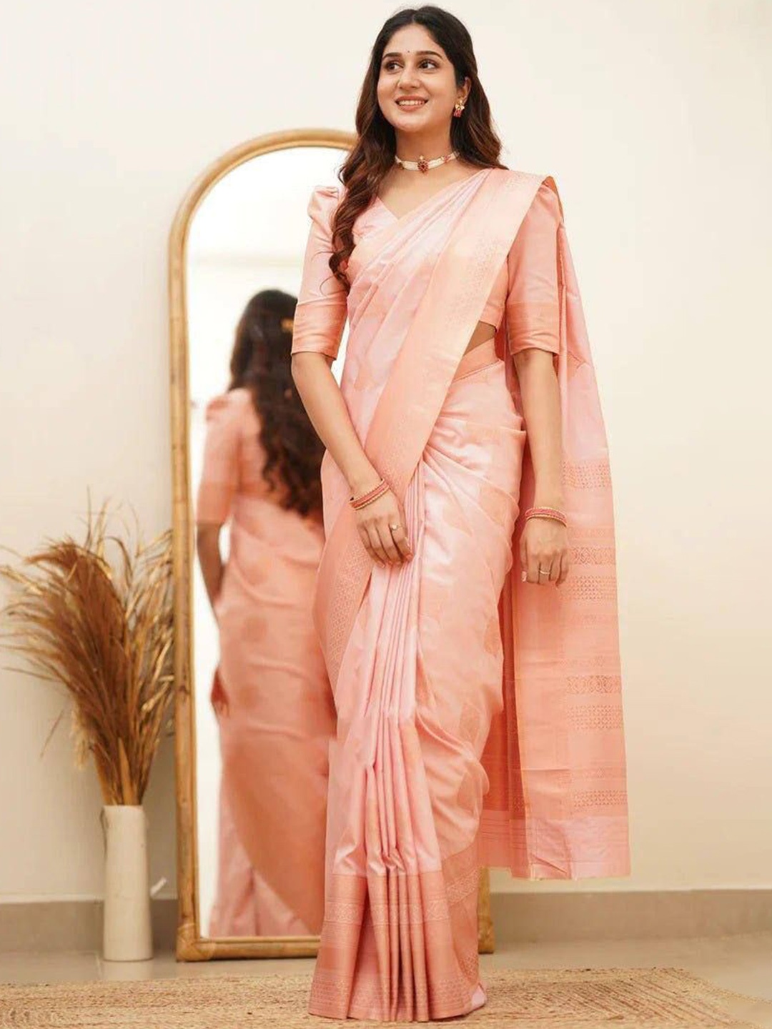 

Rujave Art Silk Kanjeevaram Saree, Pink