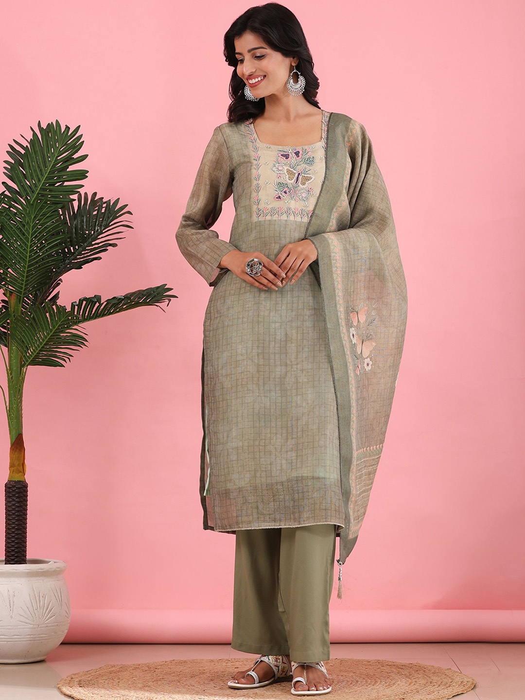 

Mamicha Women Floral Printed Regular Beads and Stones Pure Cotton Kurti with Palazzos & With Dupatta, Sea green