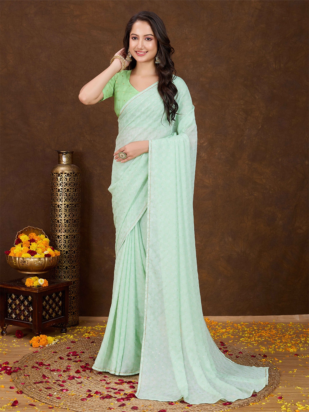 

DIVASTRI Pure Crepe Saree, Lime green