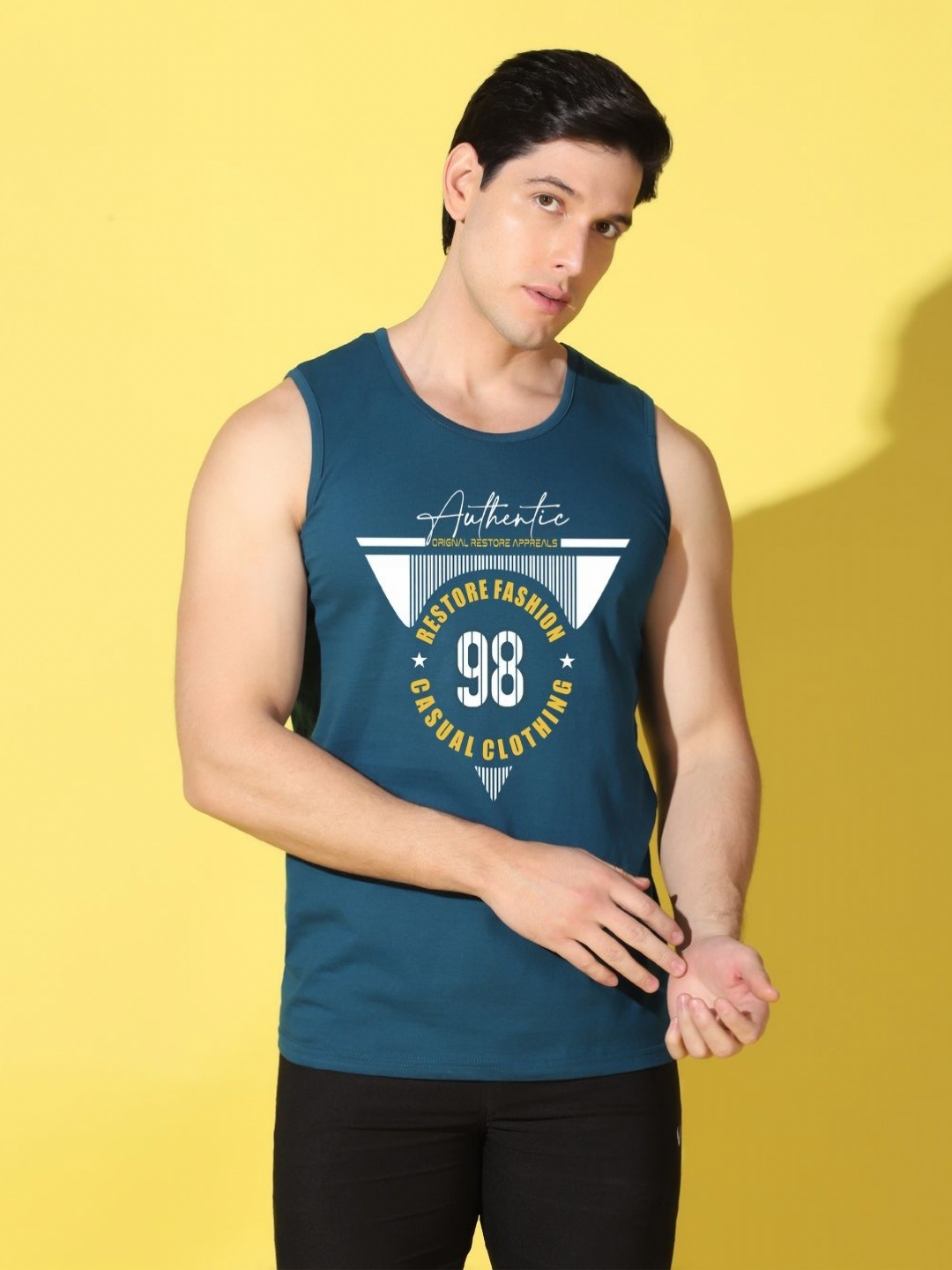 

WOOSTRO Men Typography Printed Applique Slim Fit T-shirt, Teal