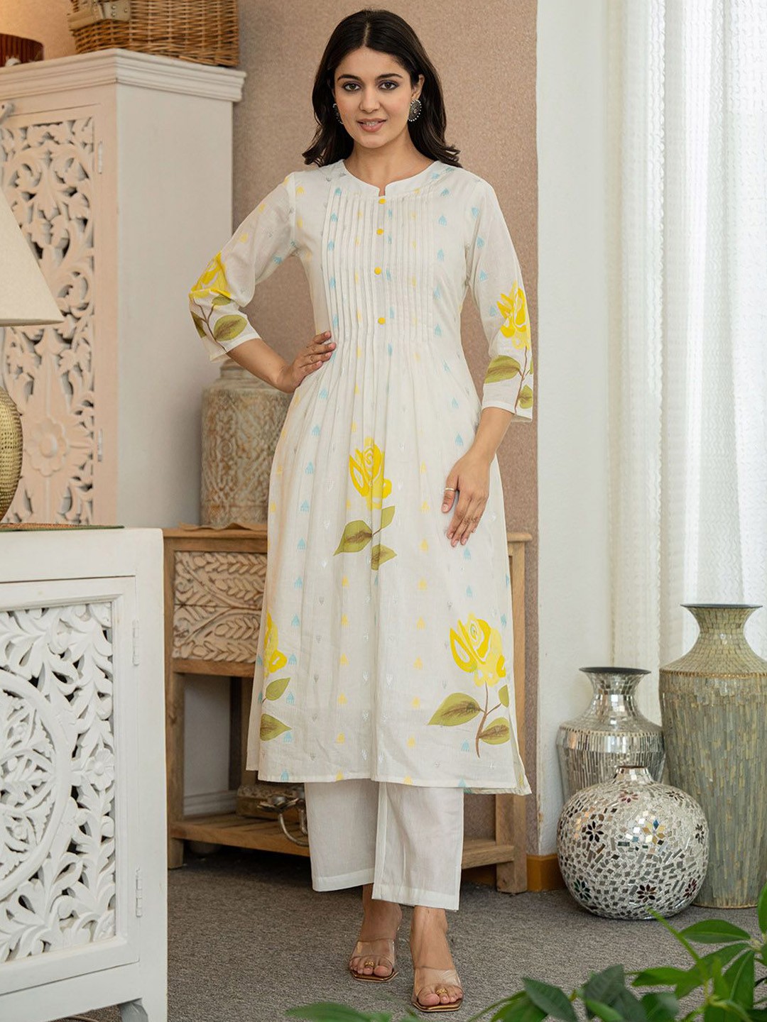 

Meena Bazaar Women Floral Printed Regular Kurta with Trousers, Cream