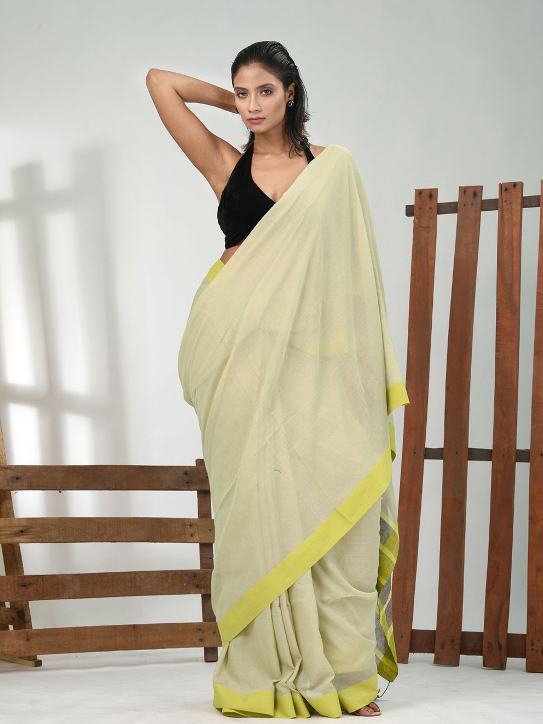 

Charukriti Pure Cotton Saree, Green