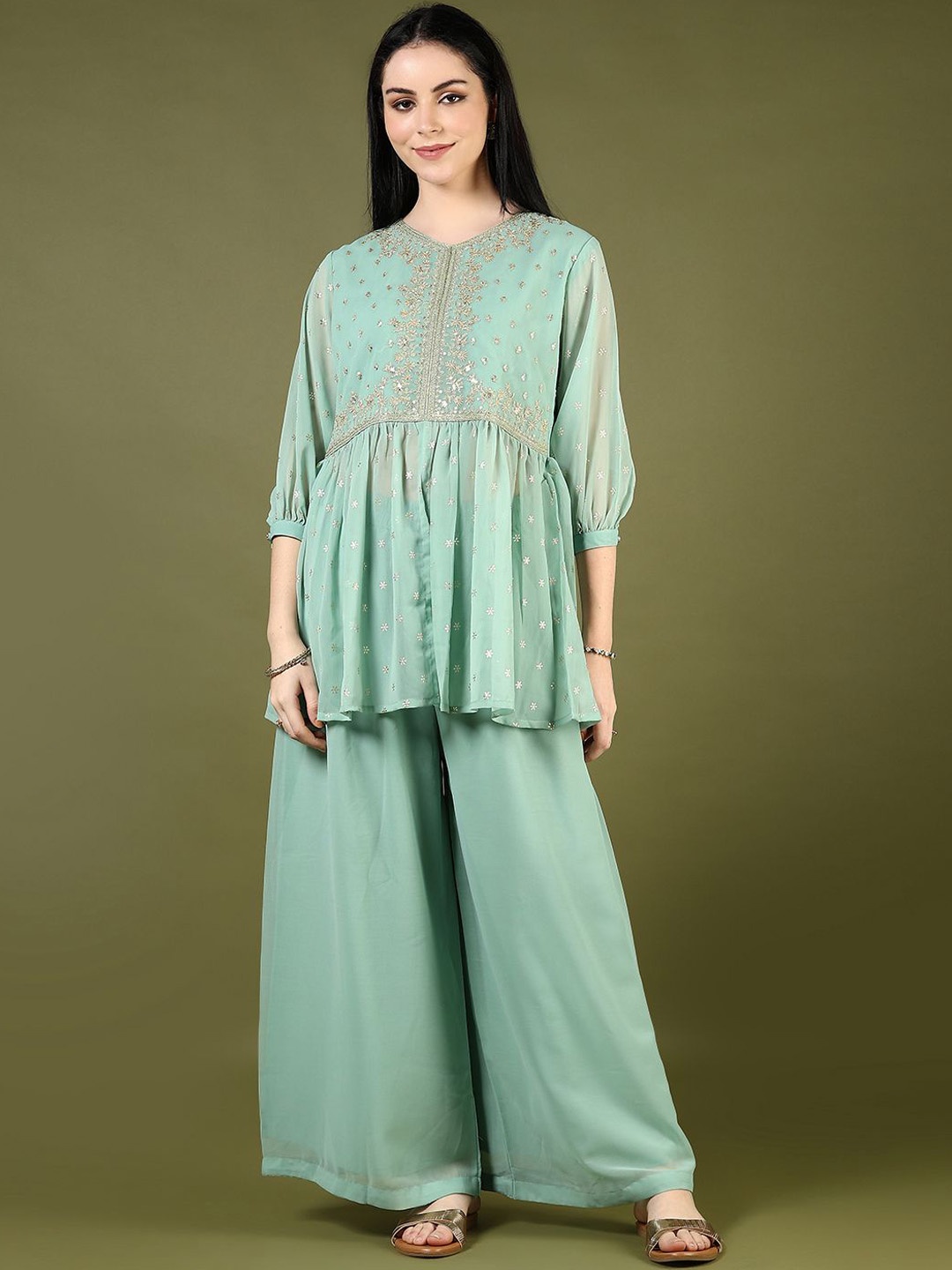 

V-Mart Women Ethnic Motifs Embroidered Regular Thread Work Pure Cotton Kurta with Palazzos, Green