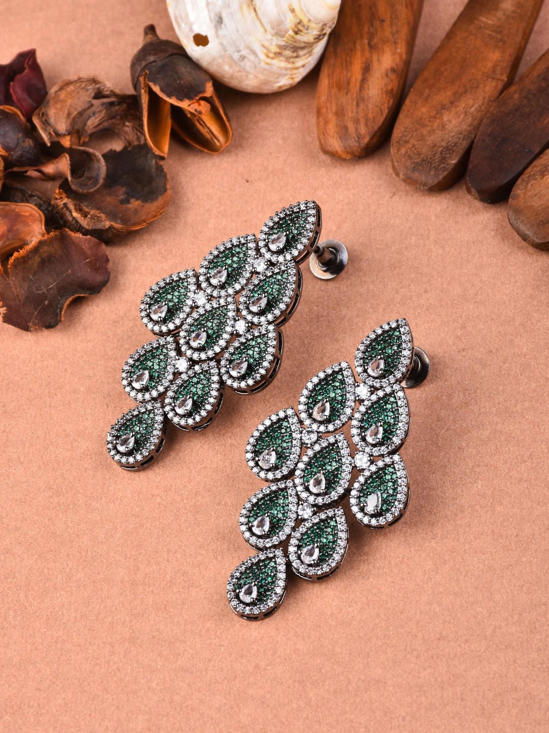 

Reenisaa Leaf Shaped Drop Earrings, Green