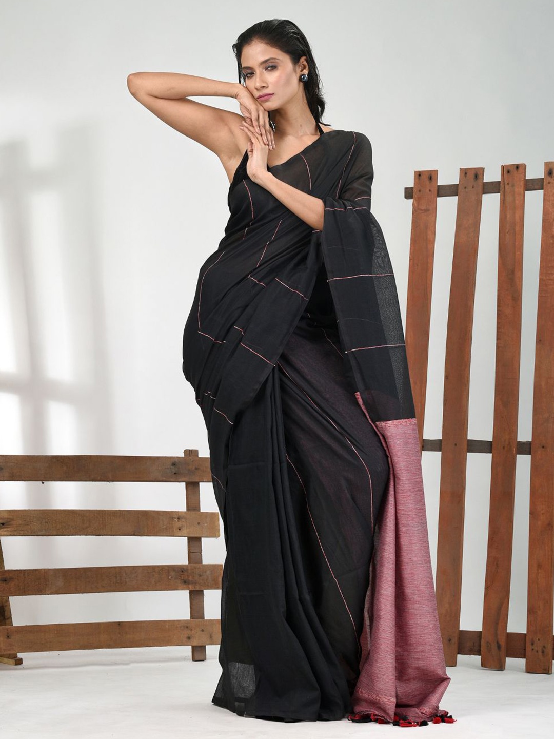 

Charukriti Striped Pure Cotton Saree, Black