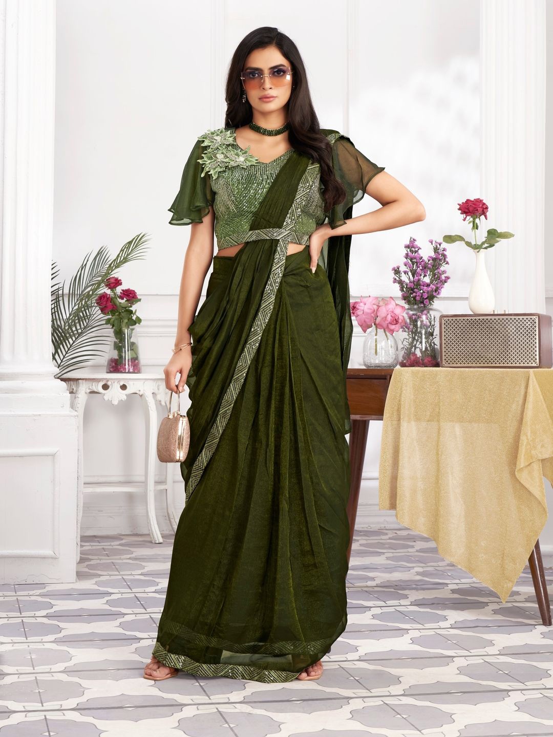 

Suha Sequinned Poly Georgette Ready to Wear Saree, Olive