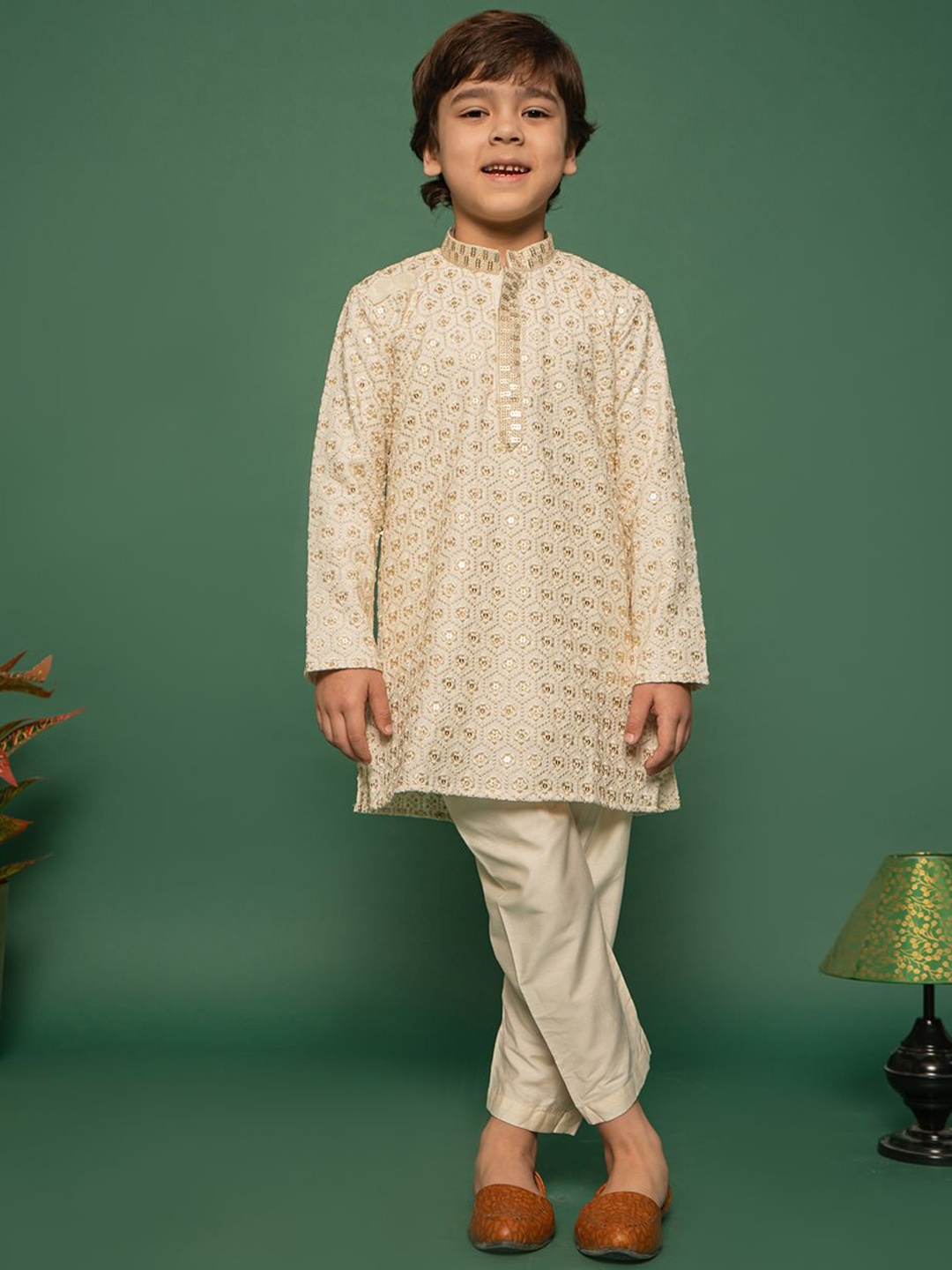 

VASTRAMAY Boys Embroidered Regular Sequinned Kurta with Pyjamas, Off white