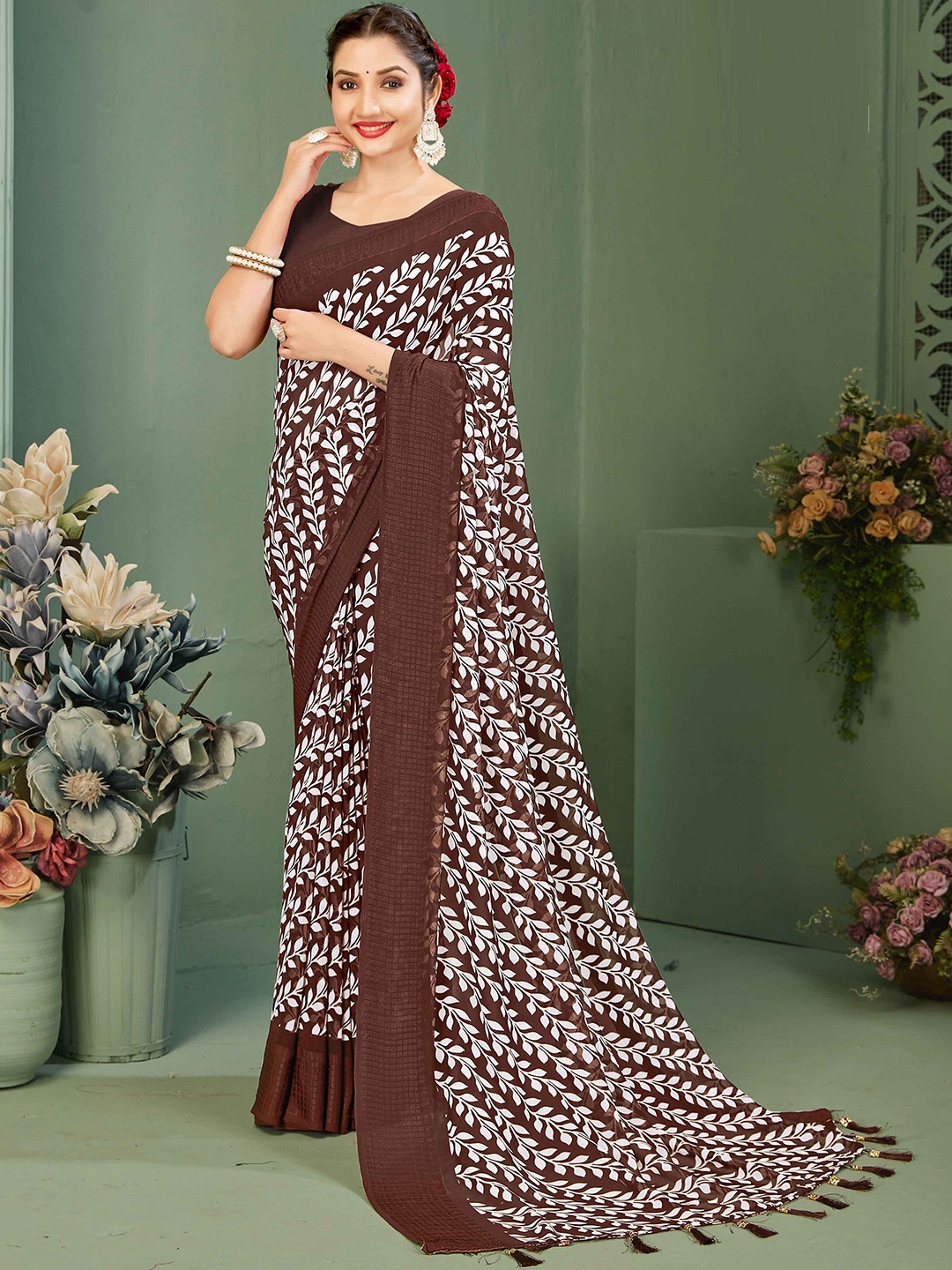 

MAHALASA Ethnic Motifs Pure Georgette Saree, Brown