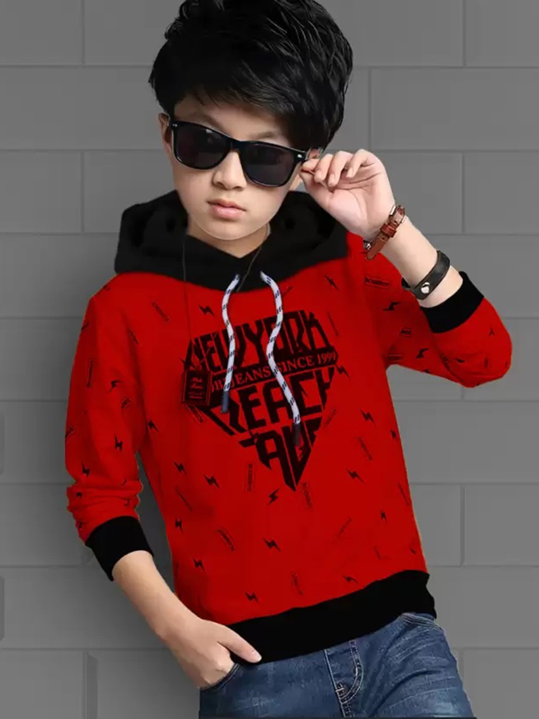 

TICOSS Boys Typography Printed Hooded T-shirt, Red