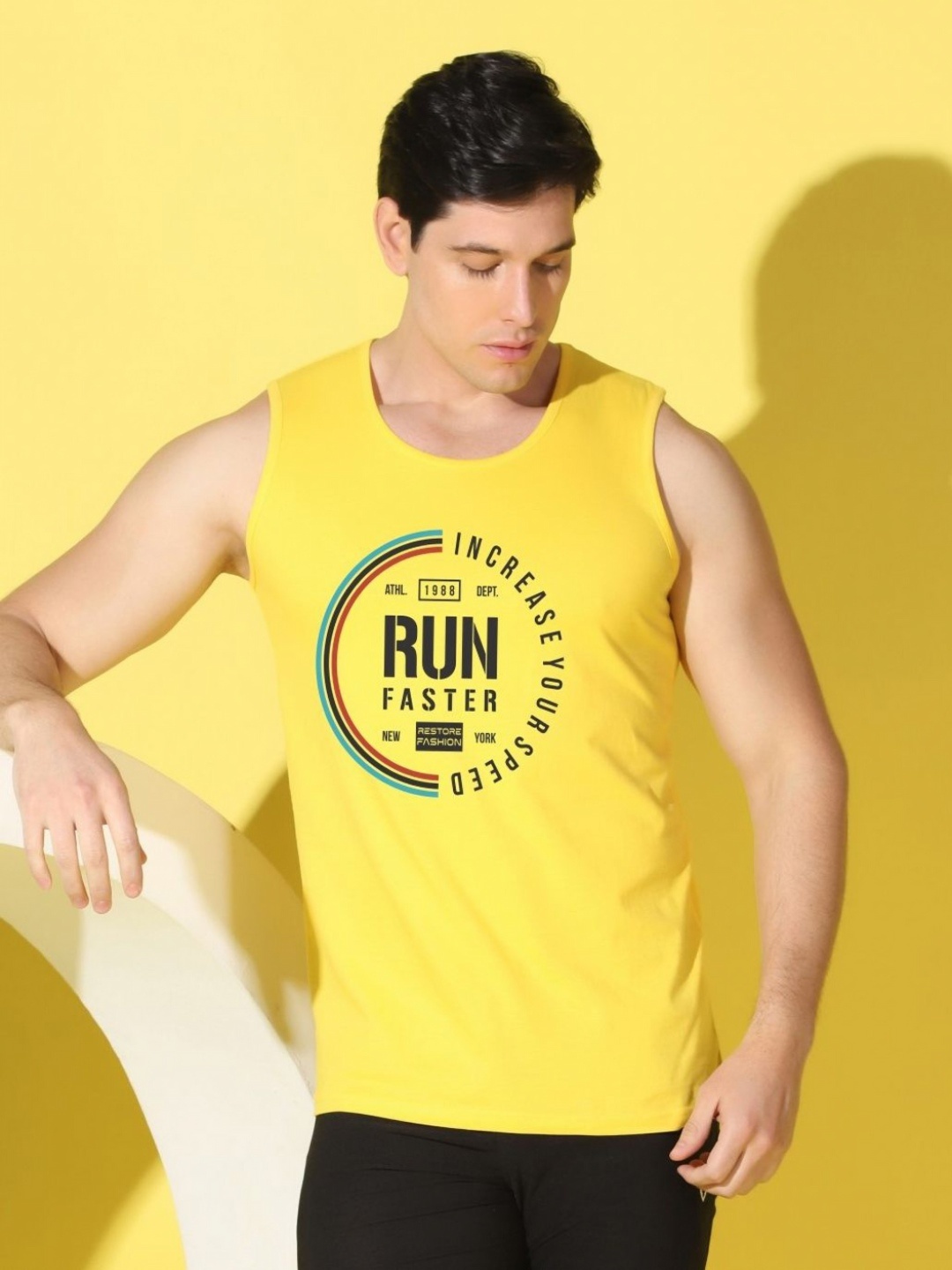 

WOOSTRO Men Typography Printed Raw Edge Slim Fit T-shirt, Yellow