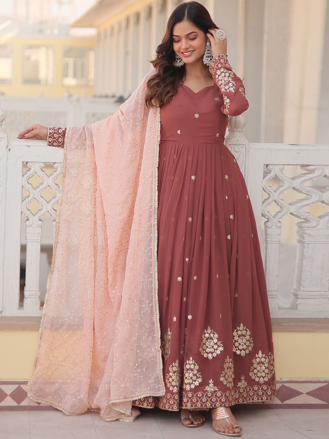 

Anara Women Floral Embroidered Georgette Anarkali Kurta, Brown