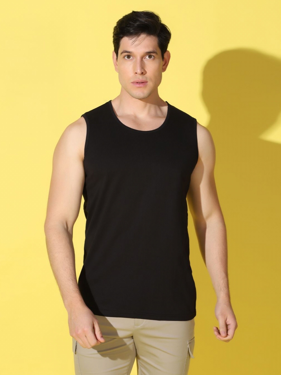 

WOOSTRO Men Pockets Slim Fit T-shirt, Black