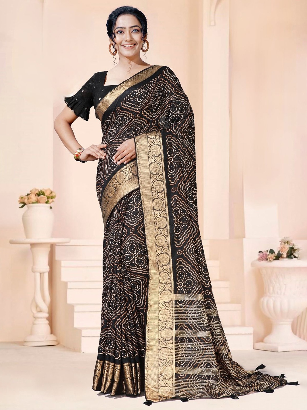 

Swaranjali Bandhani Zari Silk Cotton Bandhani Saree, Black