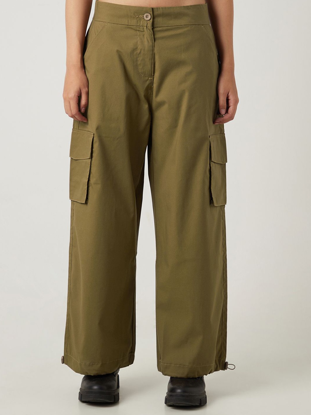 

Bewakoof Women Loose Fit Cargos Trousers, Brown